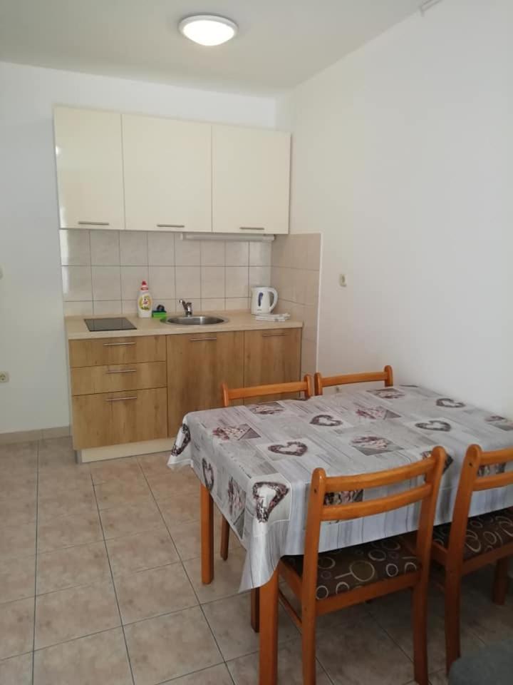 Apartmani Roko, Sevid 玛里纳 外观 照片